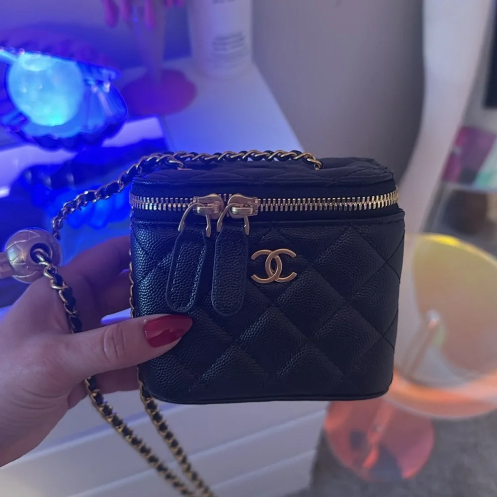 Vanity purse - Picture 2 of 3